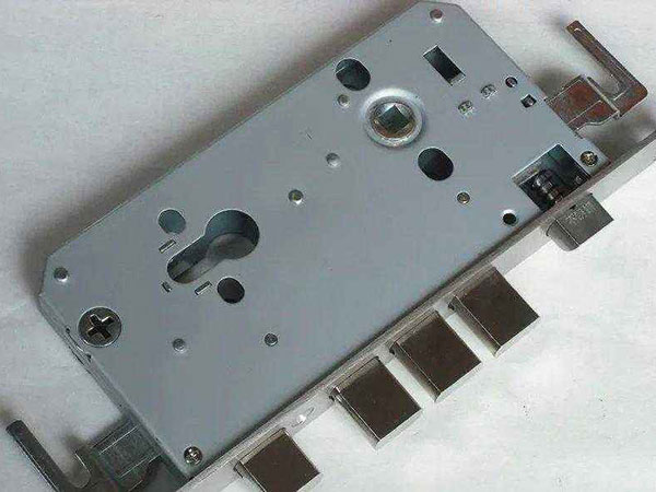 连山24小时上门开锁公司